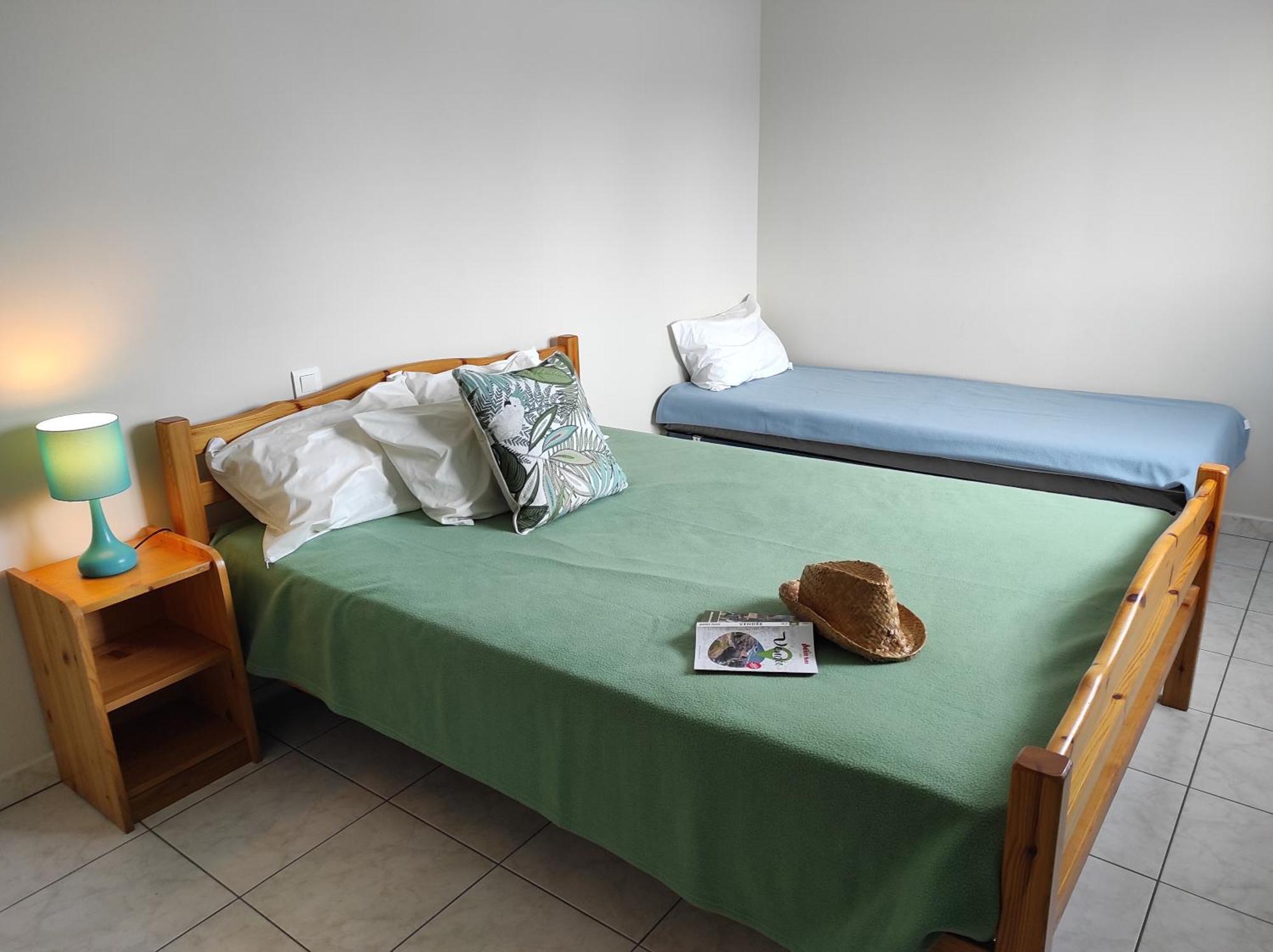 Hotel Camping Les Alizés à Saint-Hilaire-de-Riez Chambre photo