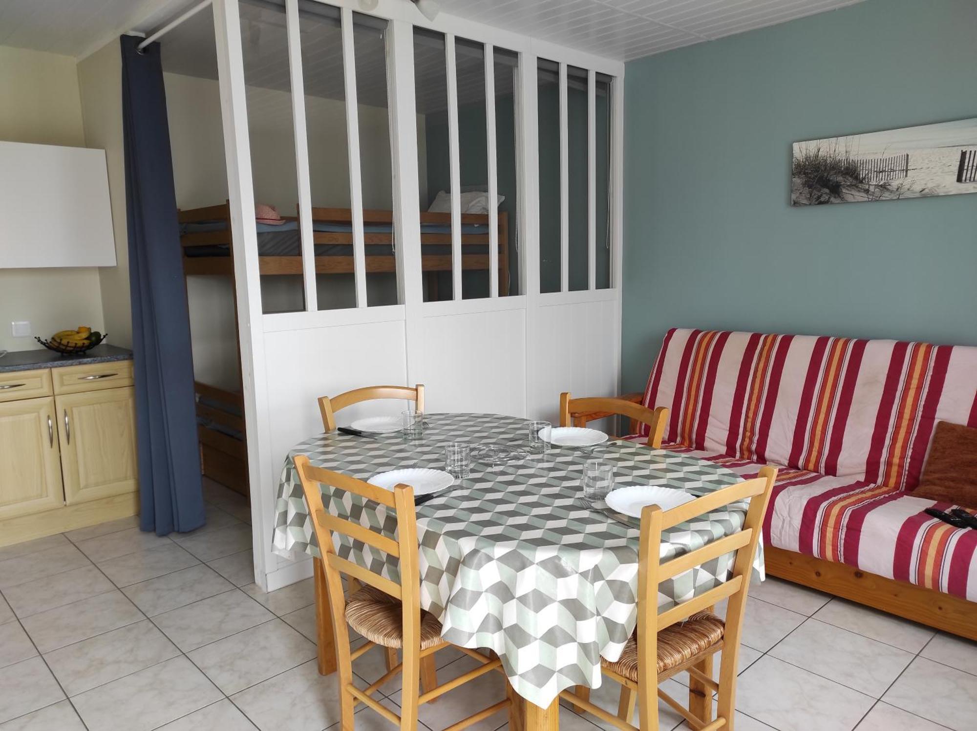 Hotel Camping Les Alizés à Saint-Hilaire-de-Riez Chambre photo