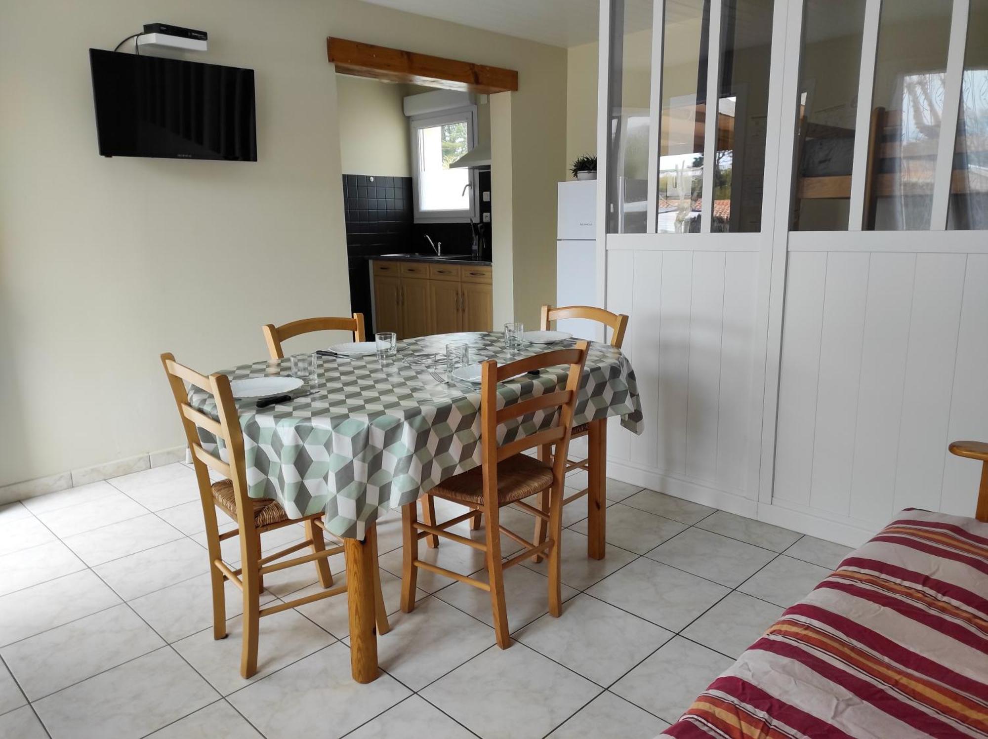 Hotel Camping Les Alizés à Saint-Hilaire-de-Riez Chambre photo