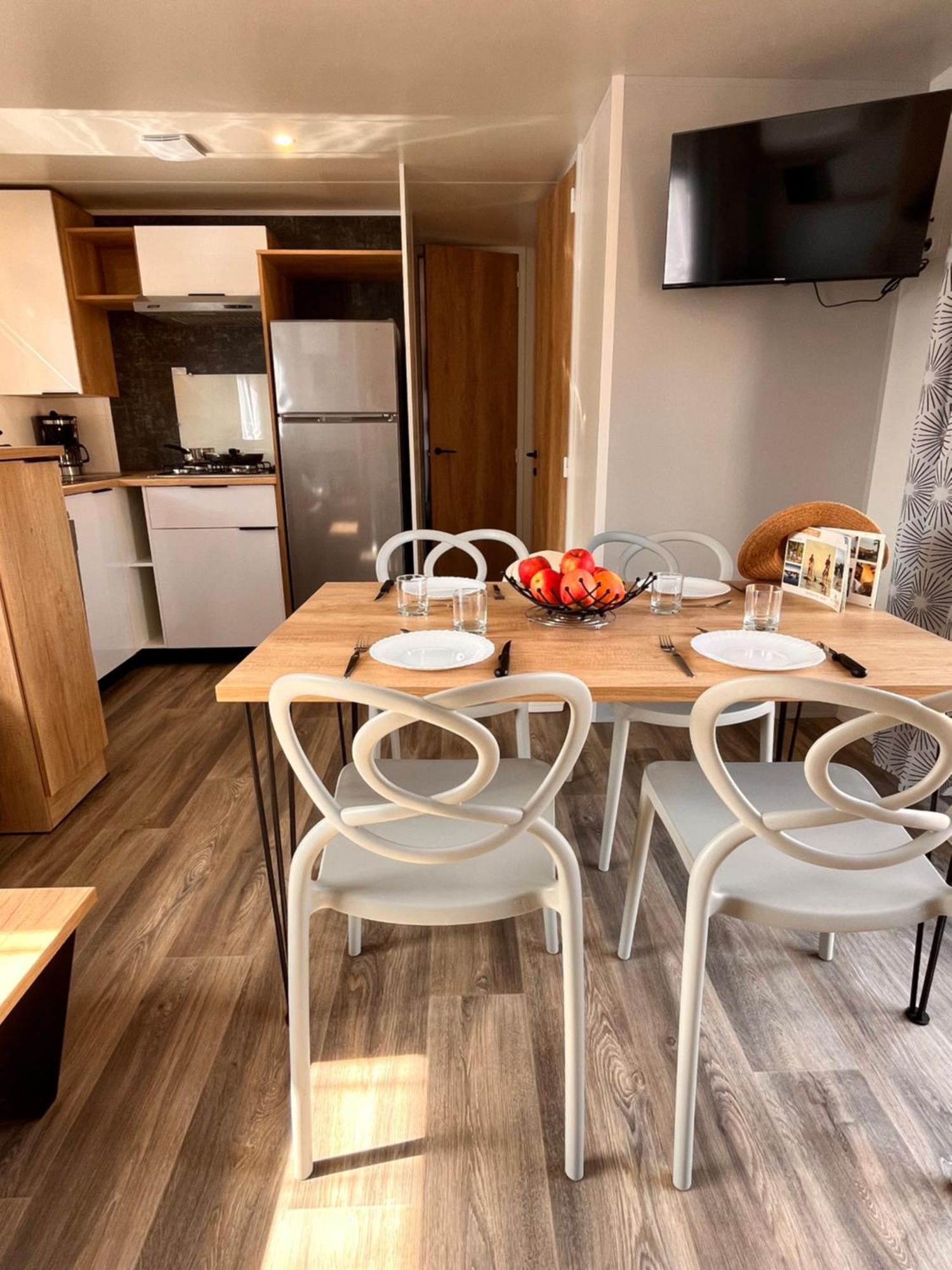 Hotel Camping Les Alizés à Saint-Hilaire-de-Riez Extérieur photo