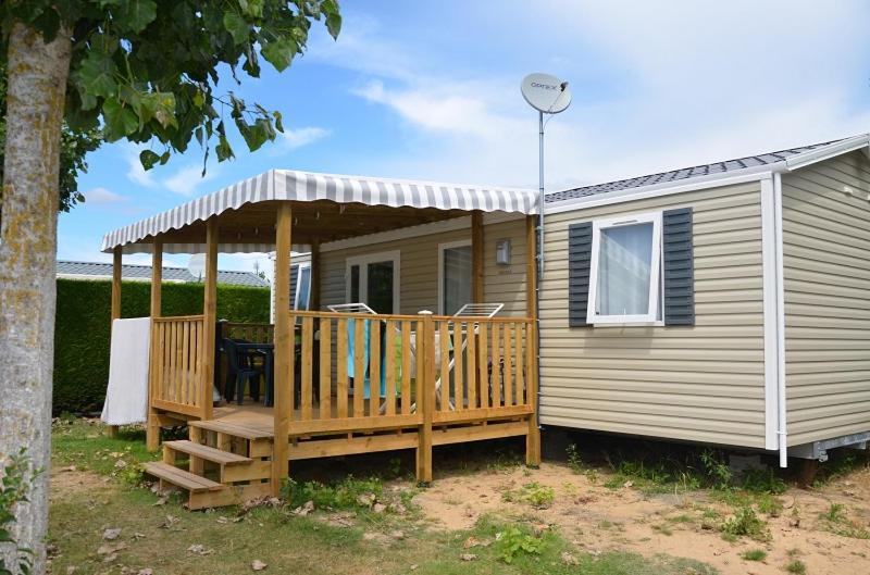 Hotel Camping Les Alizés à Saint-Hilaire-de-Riez Extérieur photo